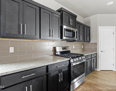 348 San Jose Court - Photo Thumbnail 2