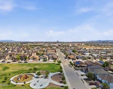 2420 Playa - Photo Thumbnail 29