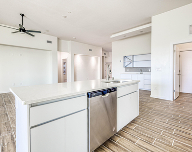903 Dewsbury Way - Photo Thumbnail 18