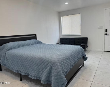 408 San Blas Drive - Photo Thumbnail 6