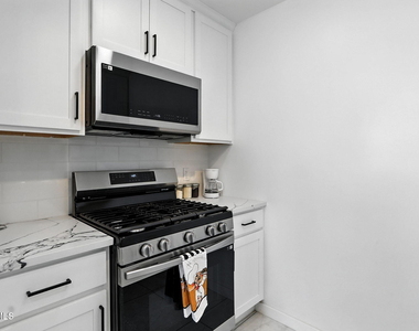 408 San Blas Drive - Photo Thumbnail 8