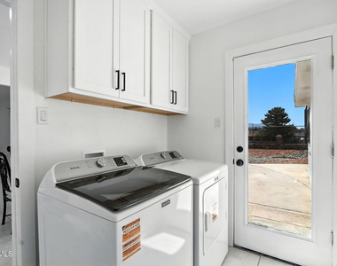 408 San Blas Drive - Photo Thumbnail 9