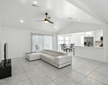 408 San Blas Drive - Photo Thumbnail 5