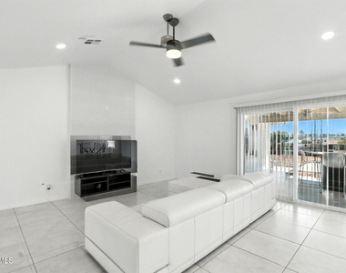 408 San Blas Drive - Photo Thumbnail 4