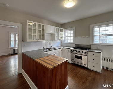 111 Arcadia Avenue - Photo Thumbnail 6
