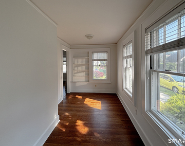 111 Arcadia Avenue - Photo Thumbnail 11