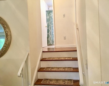 88 Heritage Hill Road - Photo Thumbnail 12