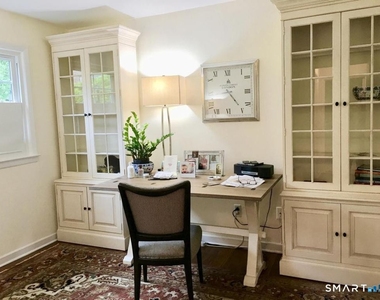 88 Heritage Hill Road - Photo Thumbnail 9