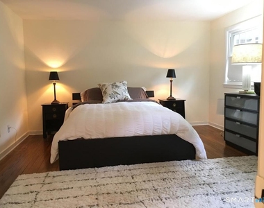 88 Heritage Hill Road - Photo Thumbnail 3