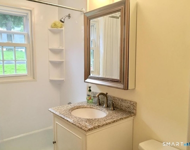 88 Heritage Hill Road - Photo Thumbnail 1