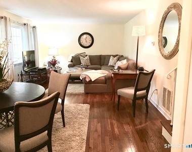 88 Heritage Hill Road - Photo Thumbnail 8