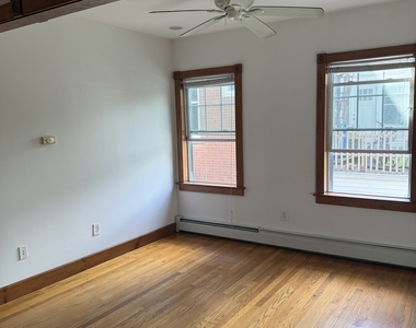 245 Edwards Street - Photo Thumbnail 3