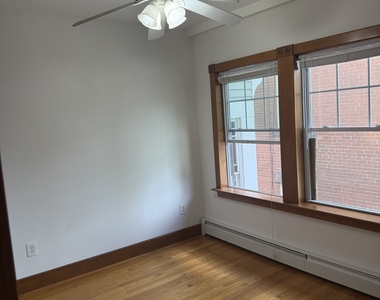 245 Edwards Street - Photo Thumbnail 7
