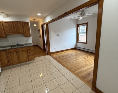 245 Edwards Street - Photo Thumbnail 5
