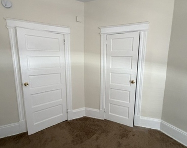 307 Westland Street - Photo Thumbnail 6