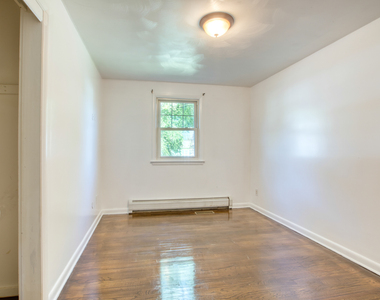 171 Newell Avenue - Photo Thumbnail 13
