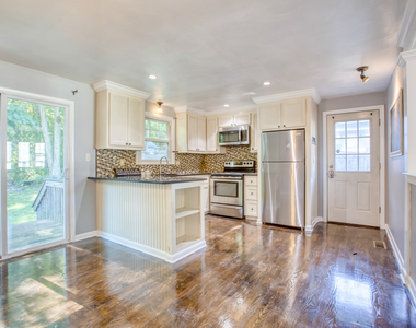 171 Newell Avenue - Photo Thumbnail 2