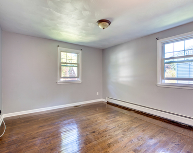 171 Newell Avenue - Photo Thumbnail 15