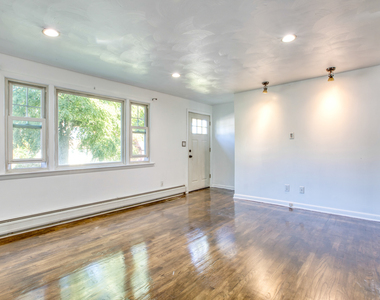 171 Newell Avenue - Photo Thumbnail 6