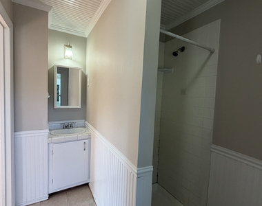 208 Main Street - Photo Thumbnail 18