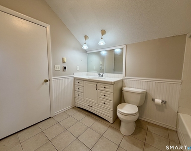 208 Main Street - Photo Thumbnail 19