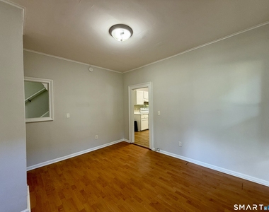 208 Main Street - Photo Thumbnail 7