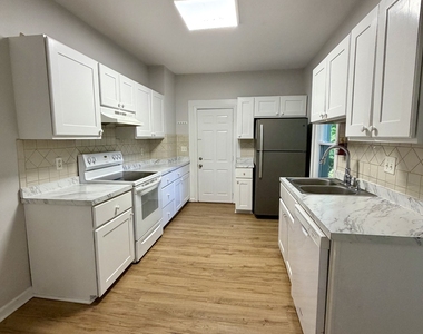 208 Main Street - Photo Thumbnail 1