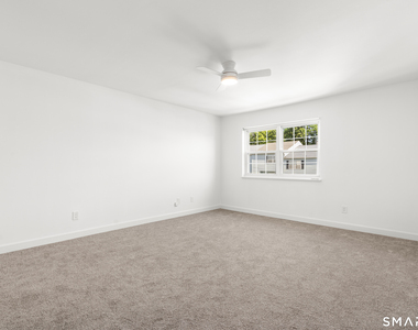 14-1/2 Fairview Avenue - Photo Thumbnail 6