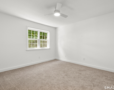 14-1/2 Fairview Avenue - Photo Thumbnail 8