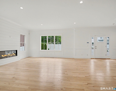 195 S Water Street - Photo Thumbnail 10