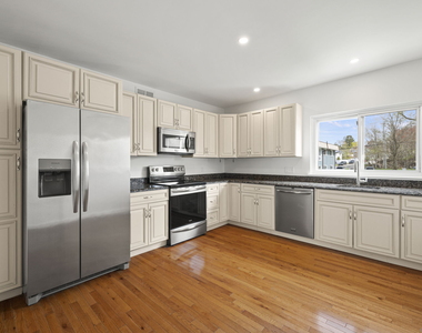 1153 Stratfield Road - Photo Thumbnail 1