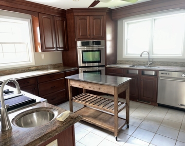 158 Indian Well Road - Photo Thumbnail 4