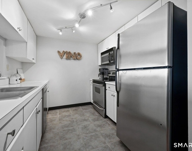127 Greyrock Place - Photo Thumbnail 5
