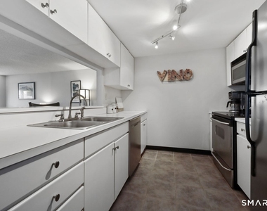 127 Greyrock Place - Photo Thumbnail 4