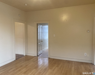 51 Grand Street - Photo Thumbnail 5