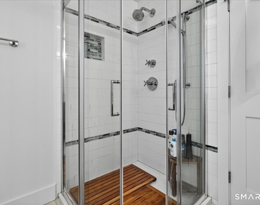 14 Island View Avenue - Photo Thumbnail 13