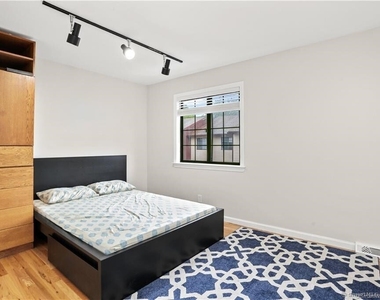 237 Strawberry Hill Avenue - Photo Thumbnail 13