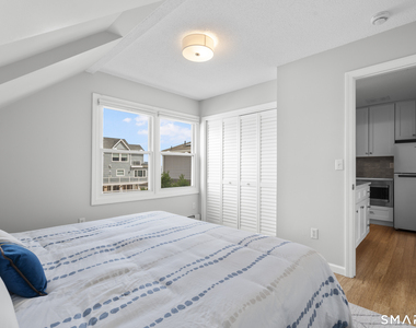 62 Cosey Beach Avenue - Photo Thumbnail 15