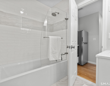 62 Cosey Beach Avenue - Photo Thumbnail 11