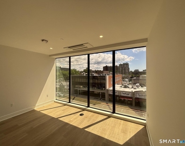 460a Summer Street - Photo Thumbnail 12