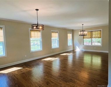 71 Ledges Road - Photo Thumbnail 2