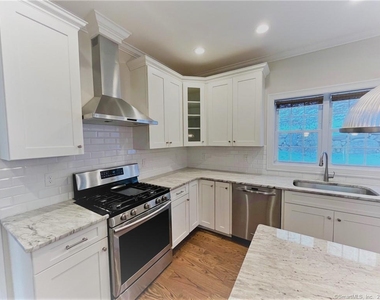 71 Ledges Road - Photo Thumbnail 5