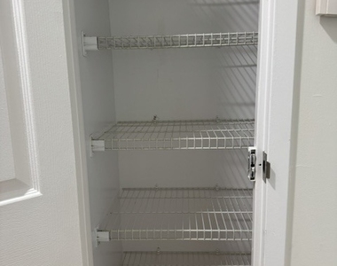 850 Atlantic Street - Photo Thumbnail 7