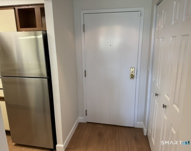 850 Atlantic Street - Photo Thumbnail 14