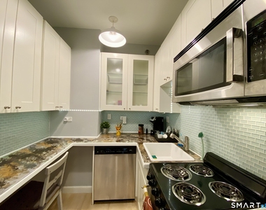124 Court Street - Photo Thumbnail 5