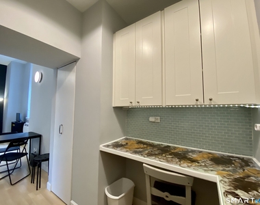 124 Court Street - Photo Thumbnail 7
