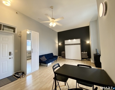 124 Court Street - Photo Thumbnail 9