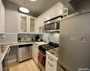 124 Court Street - Photo Thumbnail 6