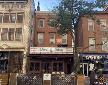 268 College Street - Photo Thumbnail 10