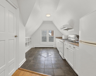 48 Lockwood Avenue - Photo Thumbnail 7